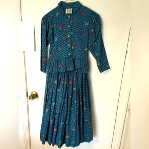 Girls horse and duck hunt motif dress, size 7